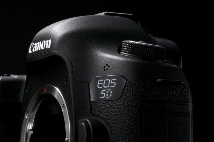 Produktbild Canon EOS 5D Mark III Body, 3 Jahre Premium-Garantie (22.30 Mpx, Vollformat)