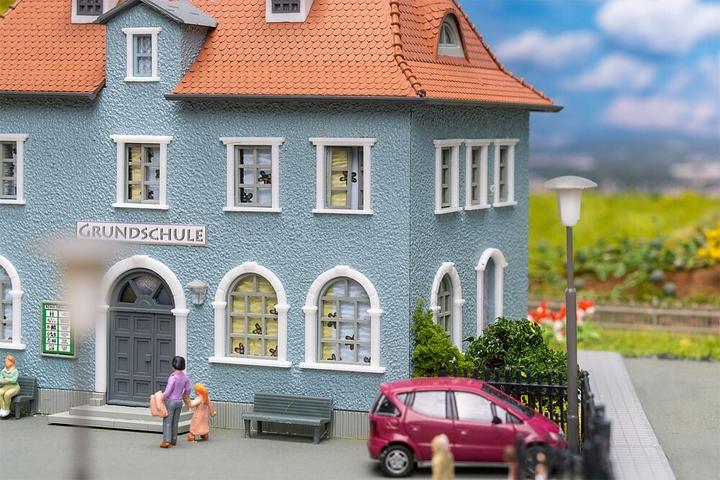 Immagine prodotto Faller Aktions-Set Schulbeginn