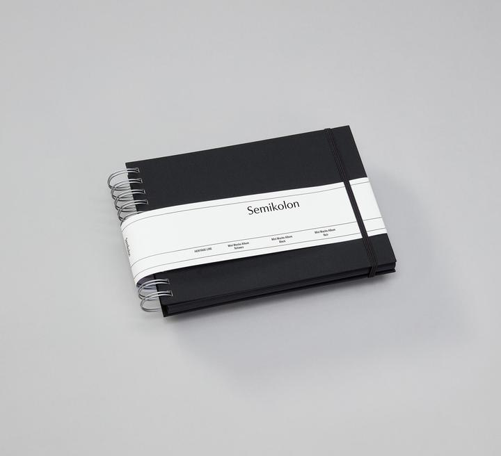 Actual product image Semikolon Photo album Mini Mucho 25x16cm black linen cover (10 x 15 cm, 9 x 13 cm)