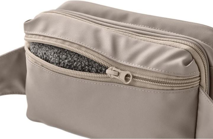 Actual product image Hunter - Crossbody Bag Seoul incl. Blanket - Grey - 21 x 13 x 7 cm (Dog)