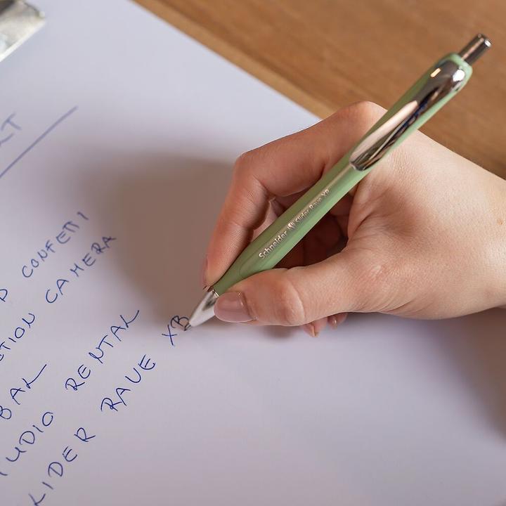 Produktbild Schneider 3 + 1 GRATIS: Kugelschreiber Slider Rave XB farbsortiert, Schreibfarbe: blau, 3 St. + GRAT (Black, Green, Plum, Silver, 4x)