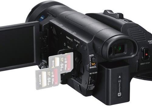 Produktbild Sony 4k Camcorder FDR-AX700 schwarz (30p)