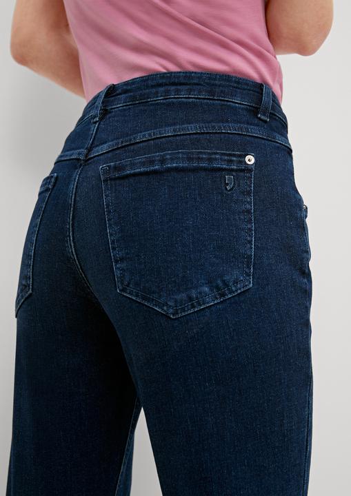 Produktbild Comma Regular: Jeans mit Sattelbund (34)