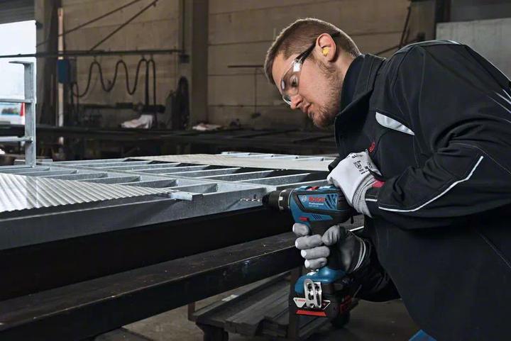 Produktbild Bosch Professional Akku-Bohrschrauber GSR 18V-28 (Akkubetrieb)