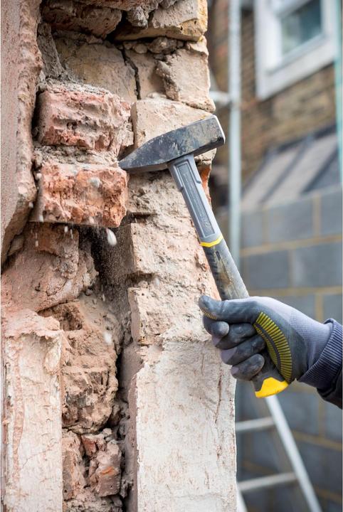 Actual product image Black & Decker fitter's hammer (1100 g)