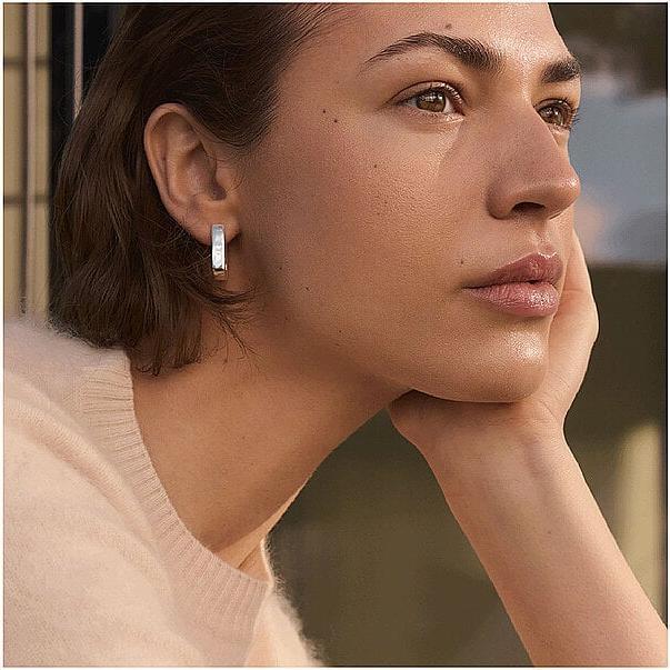 Produktbild Sensai Radiant Glow Foundation SPF10 (Ivory Beige, RG102)