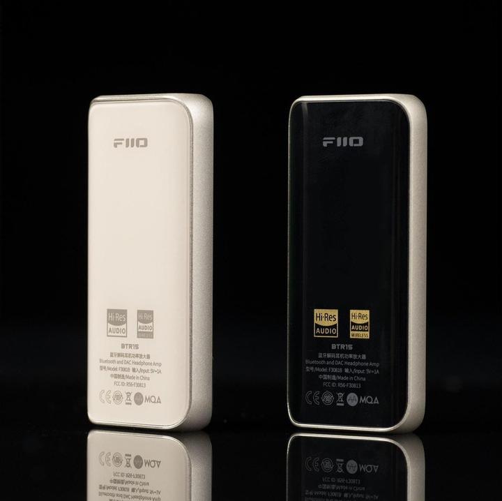 Immagine prodotto FiiO BTR15 (interruttore di guadagno, Controllo del tono, USB-DAC, Display, Microfono, aptX, Bluetooth)