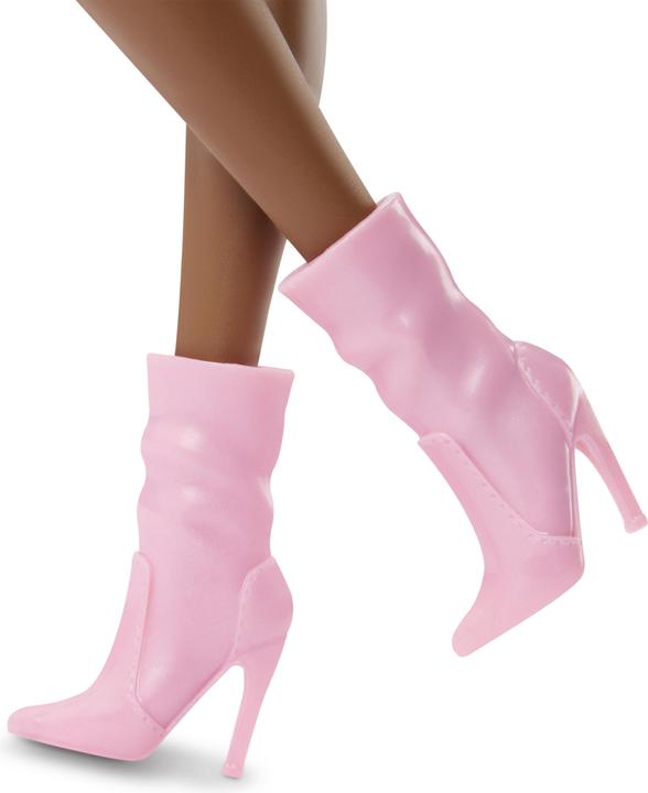 Image du produit Barbie Signature Looks 21 - Tall, Braids, Pink Skirt Outfit