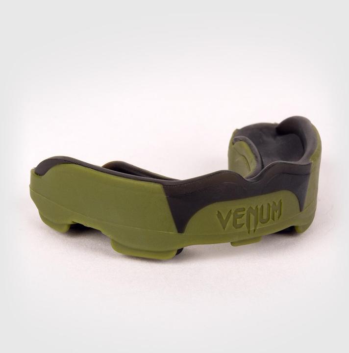 Actual product image Venum Predator Mouthguard - Khaki/Black (One size)