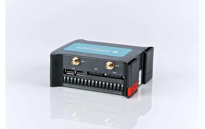 Produktbild SMSeagle NXS-9750-4G SMS Gateway Rev. 4