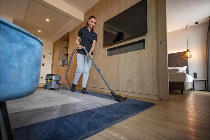 Produktbild Kärcher Professional Trockensauger T 15/1 Adv (Trockensauger)