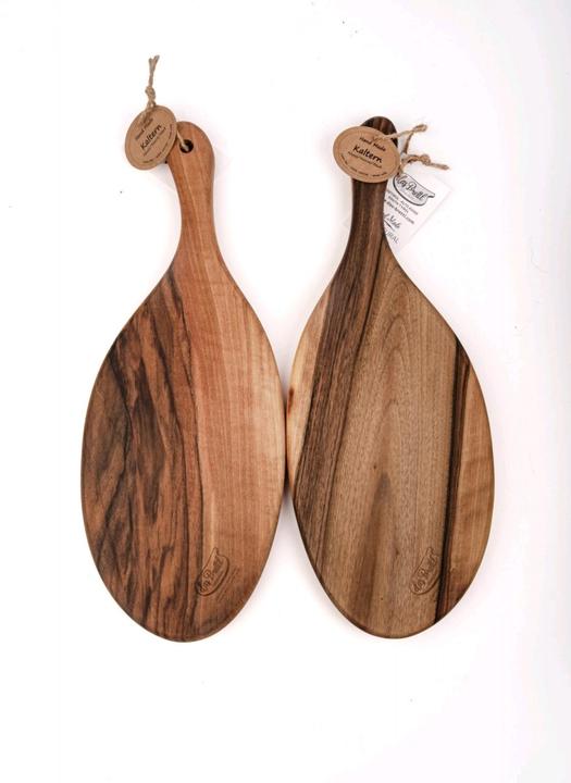 Actual product image Das Brettl Kaltern walnut cutting board