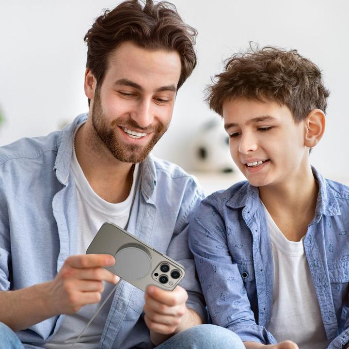 Actual product image Tech-Protect QI15W-A30 inductive charger with MagSafe with USB-C cable - silver (15 W)