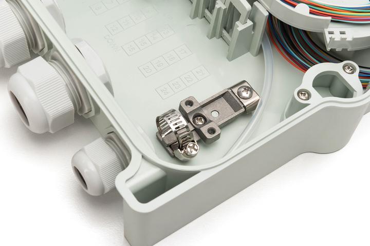 Actual product image Digitus FTTH distribution box, single-mode, LC-PC Pre-assembled couplers, pigtails
