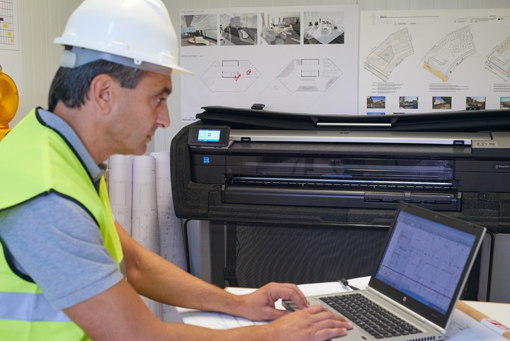 Produktbild HP DesignJet T830 24" (Tintenpatrone, Farbe)
