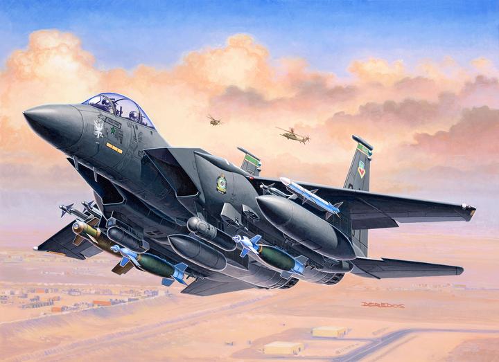 Actual product image Revell F-15E Strike Eagle & Bombs