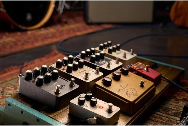 Actual product image Audio UAFX Dream '65 Reverb Amplifier - Guitar Effect (Guitar)