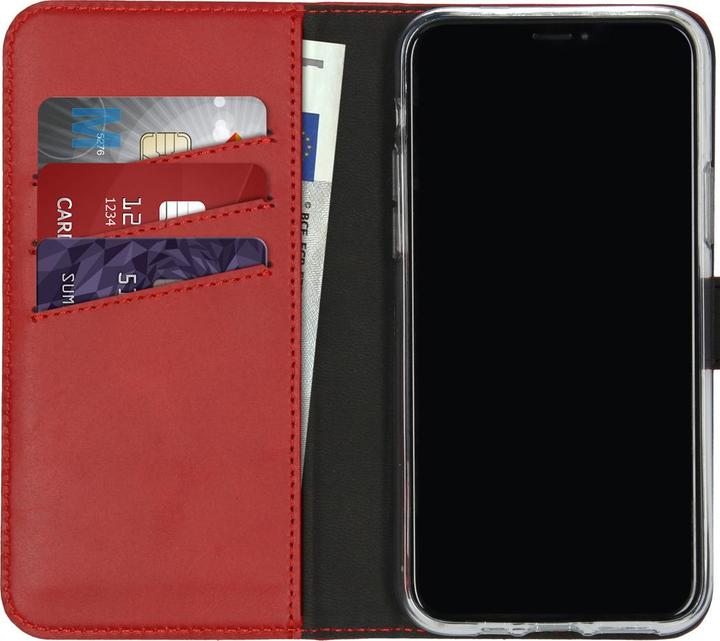 Actual product image Selencia Leather Book Case (Apple iPhone 11 Pro)