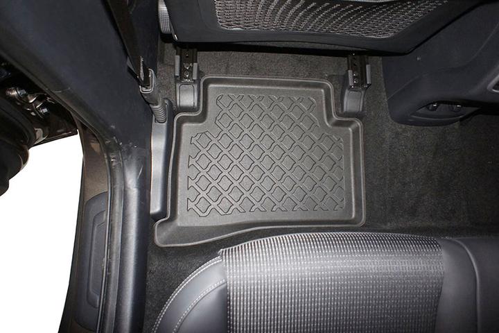 Produktbild Aristar Allwetter Fussmatten für Hyundai Tucson ab 7/2015 bis 9/2020 / Kia Sportage IV ab 1/2016 bis 12/2021 (1 Set à 4 Fussmatten)