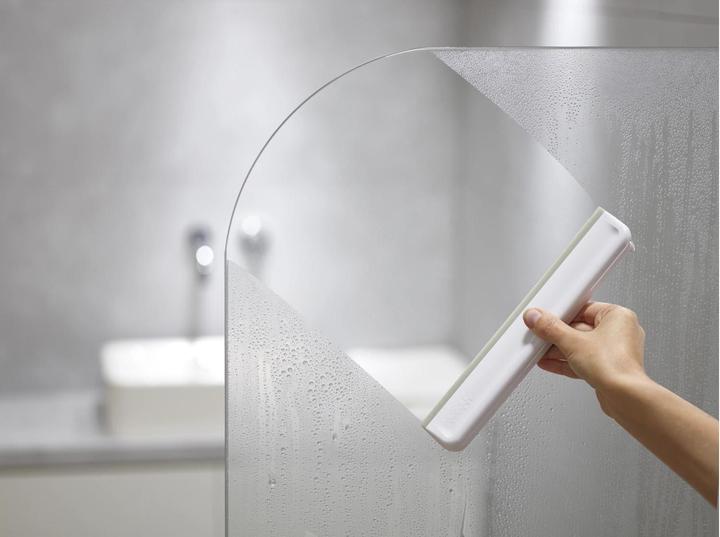 Actual product image Joseph Joseph Shower wiper