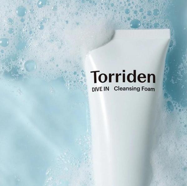 Image du produit Torriden Mousse nettoyante à base d'acides hyaluroniques à faible poids moléculaire DIVE-IN (Mousse nettoyante, 150 ml)