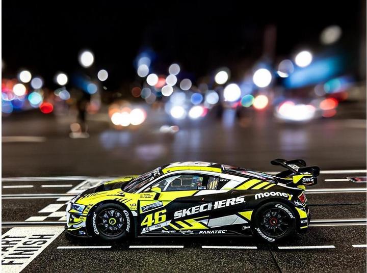 Actual product image Carrera D124 Audi R8 LMS GT3 evo II