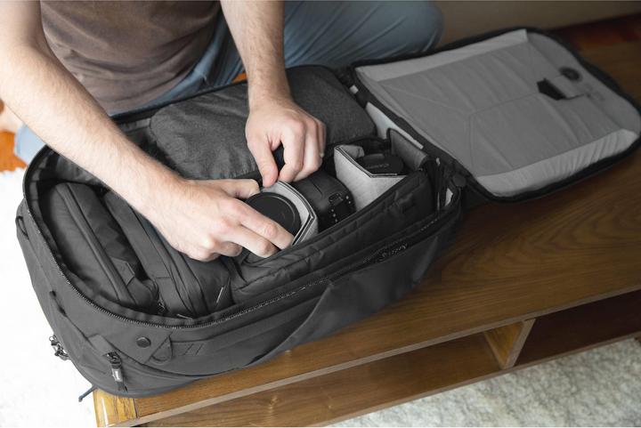 Actual product image Peak Design Travel Backpack (Photo backpack, 45 l)