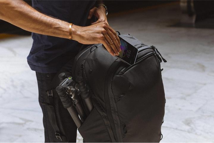 Actual product image Peak Design Travel Backpack (Photo backpack, 45 l)