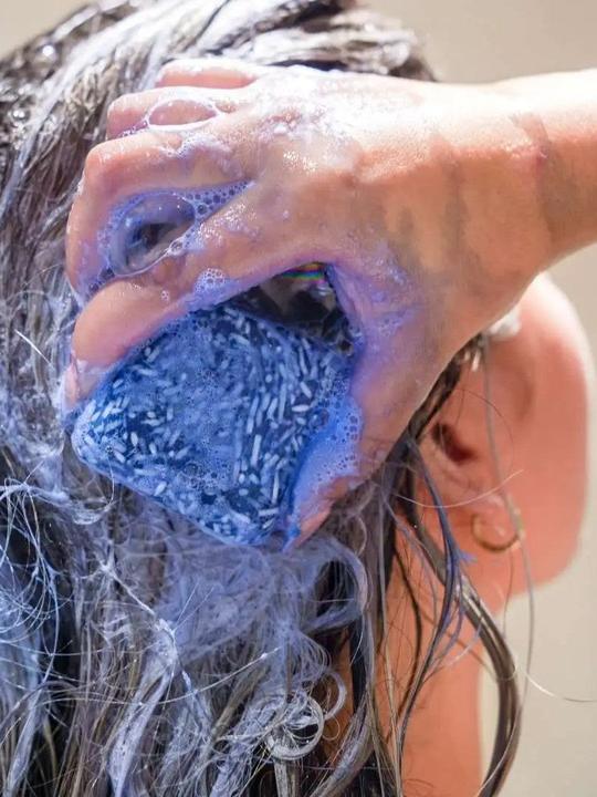 Actual product image Green Room Shampoo & Conditioner Set Color Correction Blue (Solid shampoo)