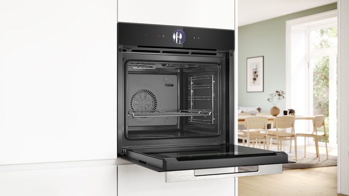 Produktbild Bosch Hausgeräte Serie 8 Einbau-Backofen HBG7363B1