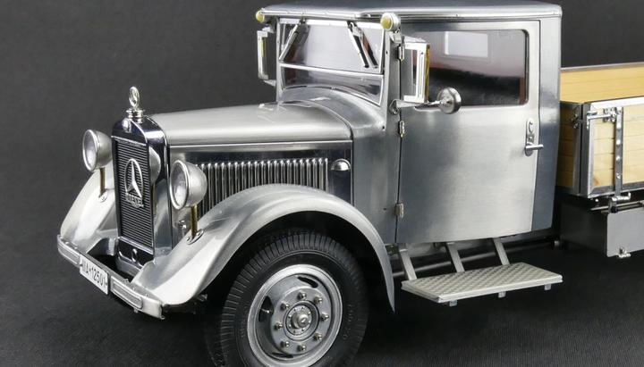 Produktbild CMC Mercedes-Benz  LO 2750, 1934-38 Truck Clear Finish Version