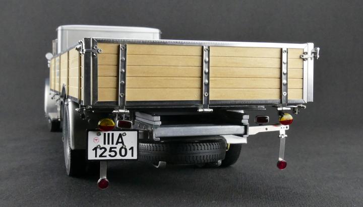 Produktbild CMC Mercedes-Benz  LO 2750, 1934-38 Truck Clear Finish Version