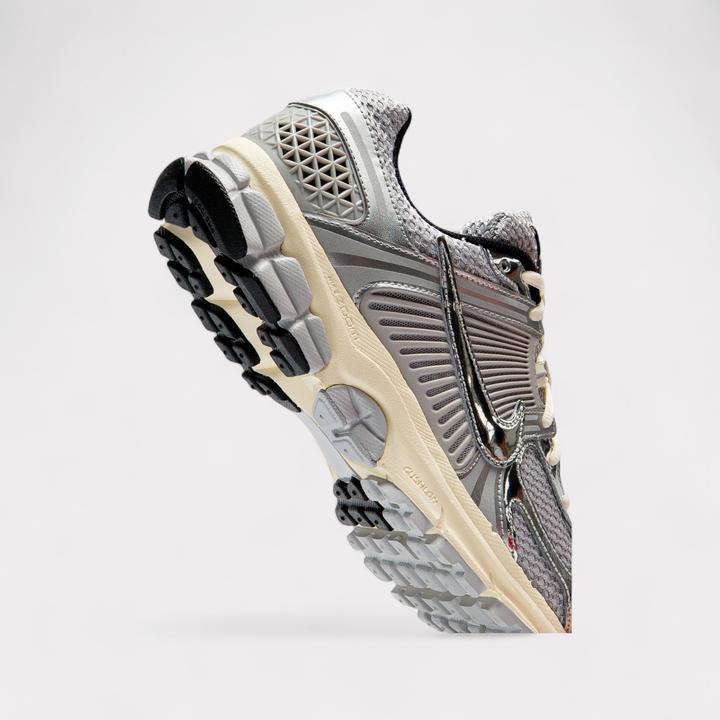 Image du produit Nike Zoom Vomero 5 (41)