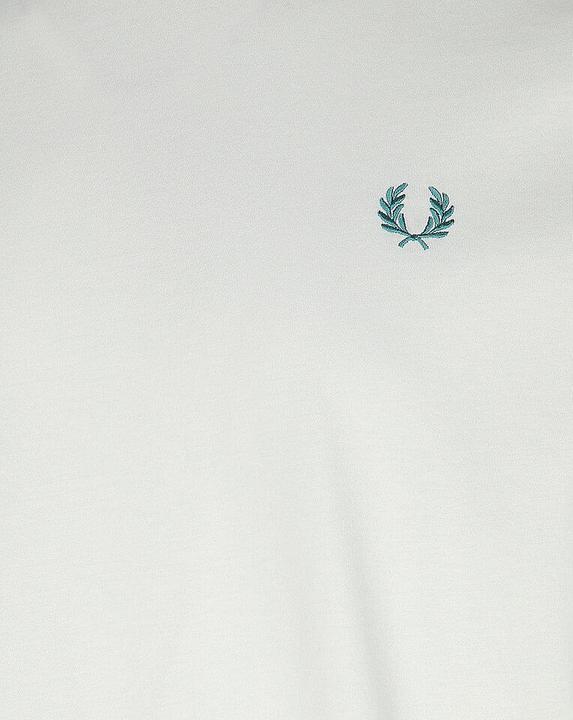 Actual product image Fred Perry M1588 (S)