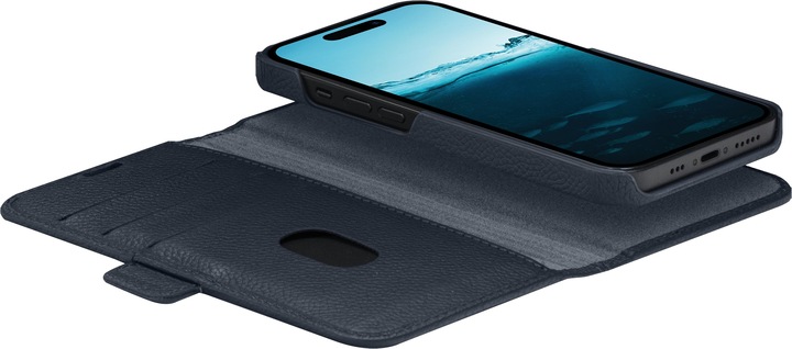Actual product image dbramante1928 New York (Apple iPhone 15 Pro)