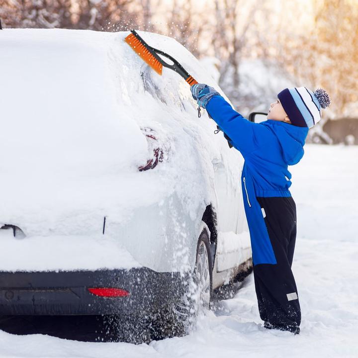 Produktbild Intirilife 2-in-1 Eiskratzer Schneebürste