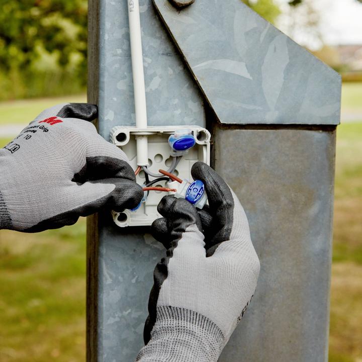 Actual product image 3M 315 Connector