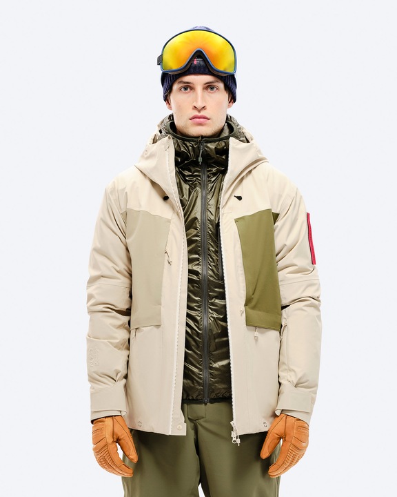 Actual product image The Mountain Studio Z-5 3L Hybrid Shell Jacket (M)