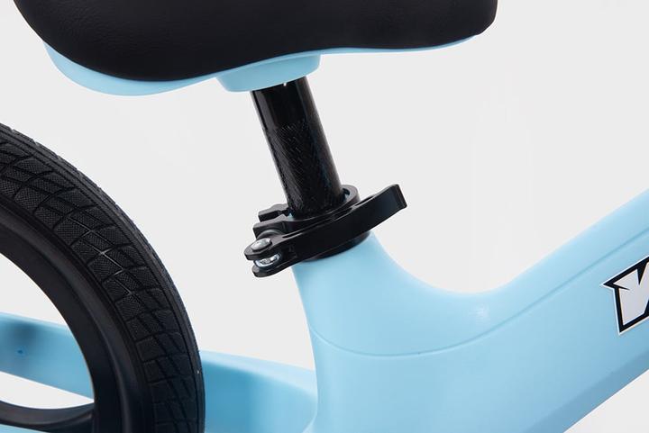 Produktbild TickiT WHIZZ - Leichtes Kinder-Laufrad - Leicht, Robust & höhenverstellbar (Blau)