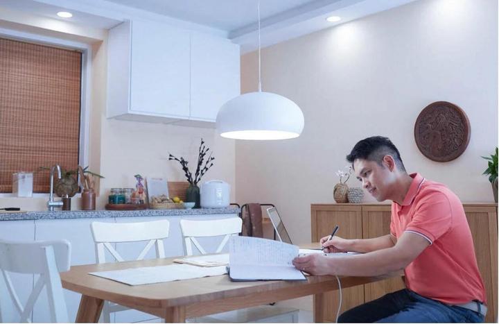 Produktbild Philips Lampe (E14, 470 lm, 1 x)