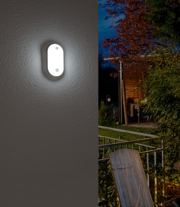 Produktbild Brennenstuhl LED Ovalleuchte OL 1650 P mit Infrarot-Bewegungsmelder 1680lm, weiss, IP54 (15 W, 1680 lm, 1 x, F)