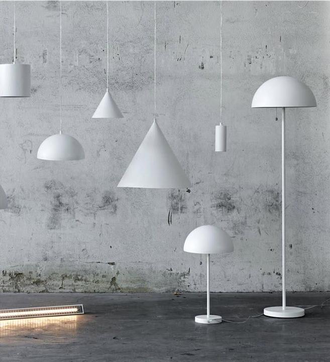 Immagine prodotto Markslöjd MARKSLOJD Bas 256 Lampada da tavolo bianca (E14)