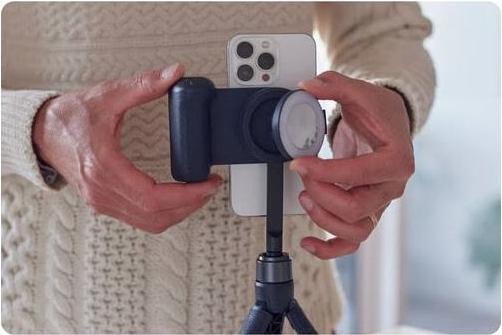 Actual product image ShiftCam SnapLight