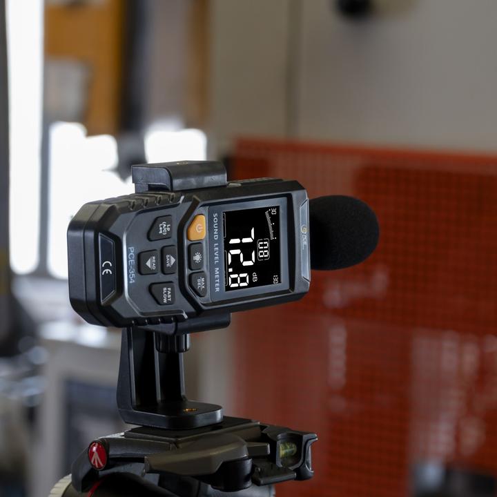 Produktbild PCE Instruments Schallpegel-Messgerät PCE-354 30 - 130 dB 20 Hz (min)