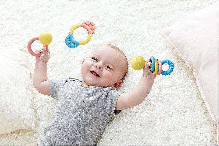 Actual product image Hape Rattle and teething ring set
