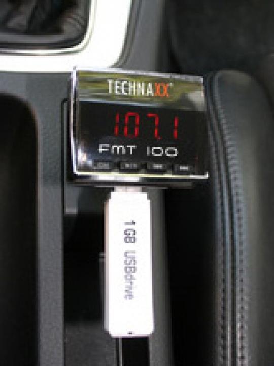 Actual product image Technaxx FMT100 + MP3 (FM, Bluetooth)