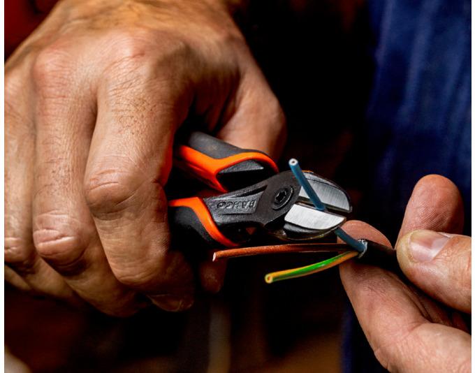 Actual product image Bahco ERGO diagonal cutters with self-opening two-component handle, phosphatised, 140 mm, industrial (140 mm)