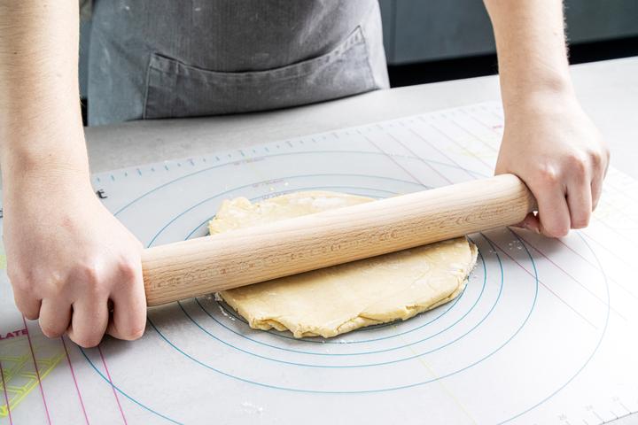 Actual product image Kitchen Craft Roll of dough
