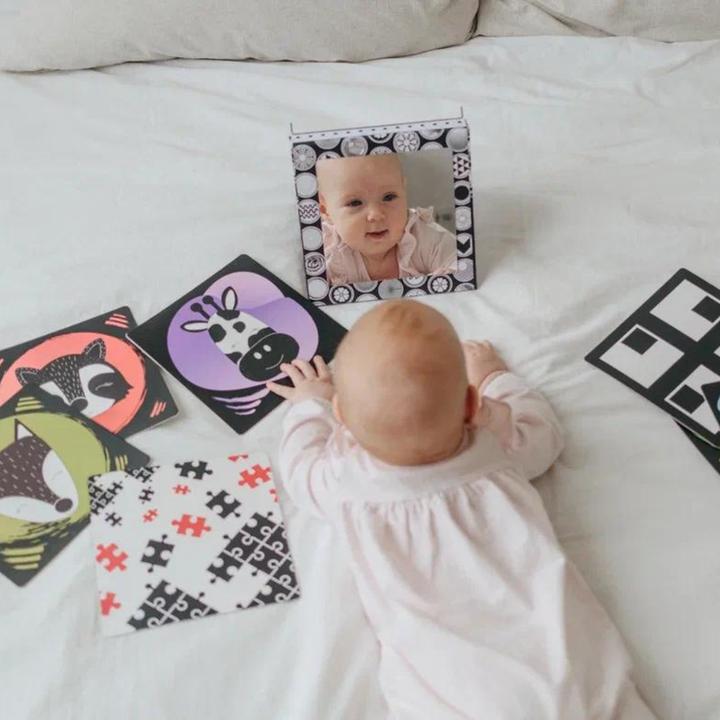 Produktbild DoerKids Tummy Time Bodenspiegel + Baby Lernkarten (Deutsch, Französisch, Italienisch, Englisch)
