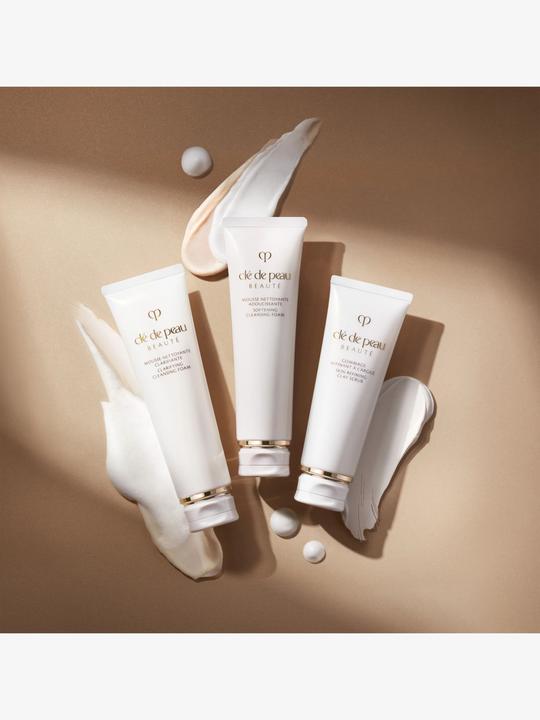 Produktbild Clé De Peau Softening Cleansing Foam (Reinigungsschaum, 125 ml)
